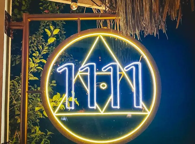 1111 Villa Ganesh *